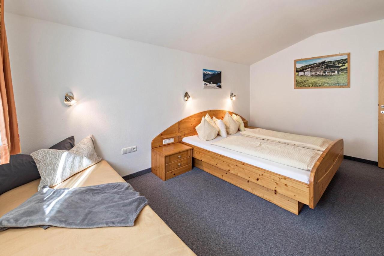 Ferienwohnung Helena Schwendau Buitenkant foto
